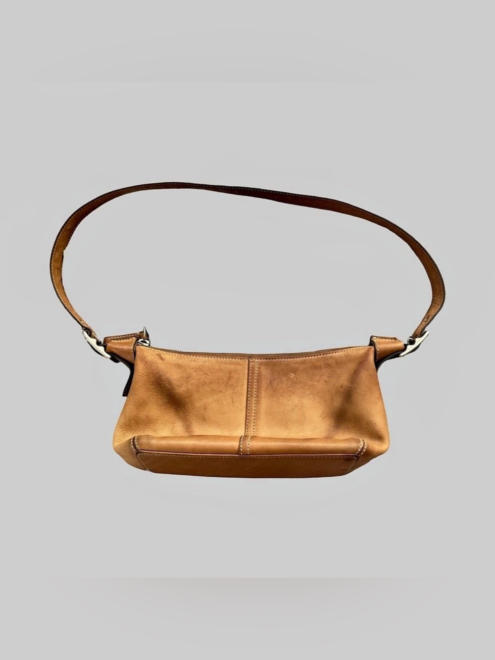 COACH Vintage Leather Shoulder Bag in Brown